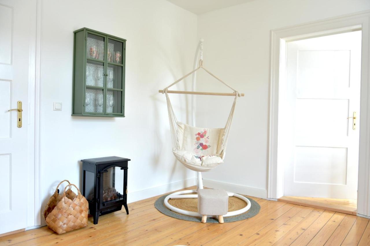 White Midsommar - Stilvolle Wohnung, 3 Schlafzimmer, Wohnzimmer, Kueche ลันด์สฮูท ภายนอก รูปภาพ